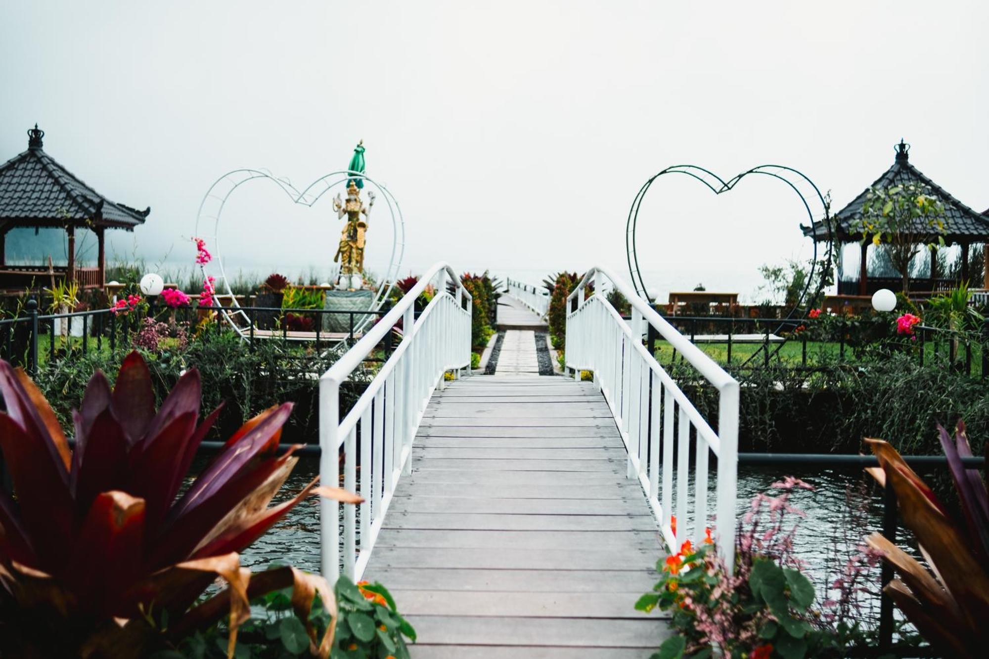 The Polumb Garden Bedugul Hotel ตาบานัน ภายนอก รูปภาพ